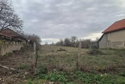 Teren de 6900 mp, în Central - 2