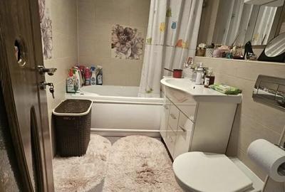 Apartament cu 3 camere decomandat în Central - 8