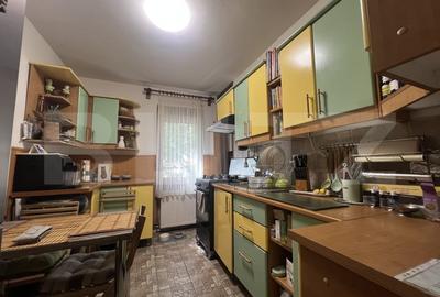 Apartament cu 3 camere decomandat, mobilat în Unirii