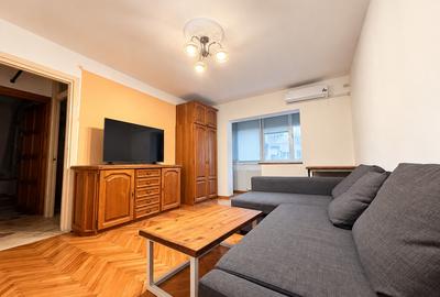 Apartament cu 2 camere semidecomandat în Soarelui
