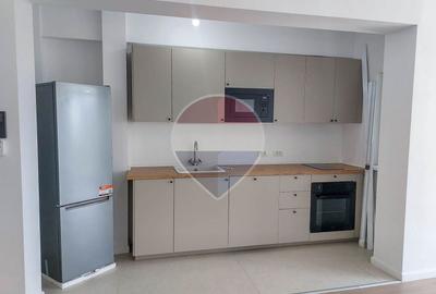 Apartament cu 4 camere decomandat, mobilat în Tunari