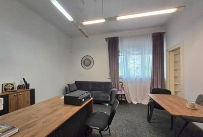 Apartament cu 5 camere în Ștefan cel Mare - 3