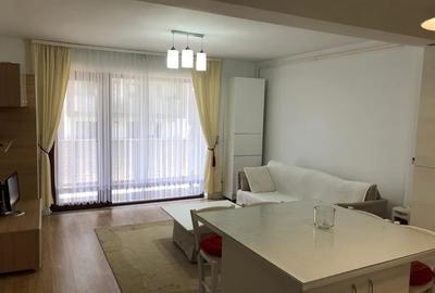 Apartament cu 2 camere semidecomandat, mobilat în Europa