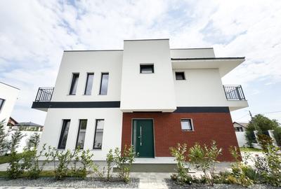 Casă individuală cu 4 camere cu Teren 320 Mp în Odăi - 1