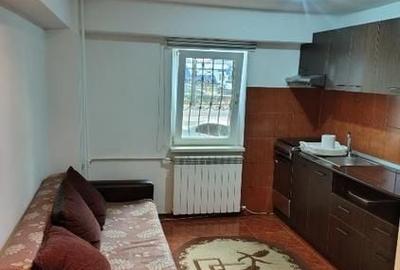 Garsonieră decomandată în Inel II