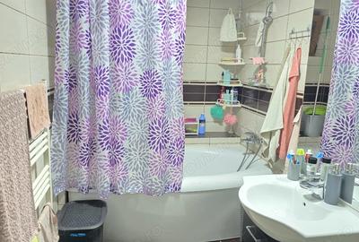 Apartament cu 3 camere decomandat în Gojdu - 3