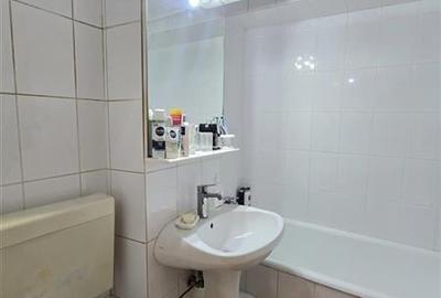Apartament cu 3 camere decomandat în 1 Mai - 11