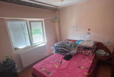 Apartament cu 3 camere în Uiești - 4