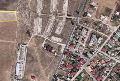 Teren de 440 mp, în Vest