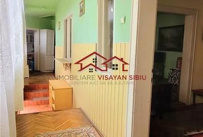 Casă cu 4 camere cu Canalizare în Rășinari - 9