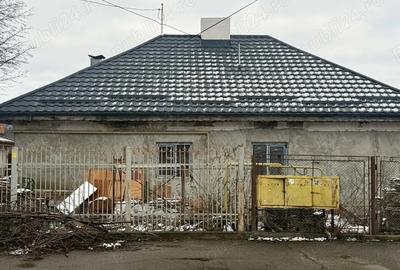 Casă cu 6 camere cu Teren 400 Mp în Central