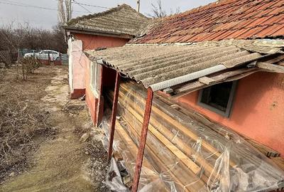 Casă cu Teren 700 Mp în Central