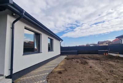 Casă cu 4 camere în Central - 6