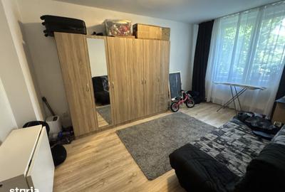 Apartament cu 3 camere decomandat, mobilat în Gara de Nord