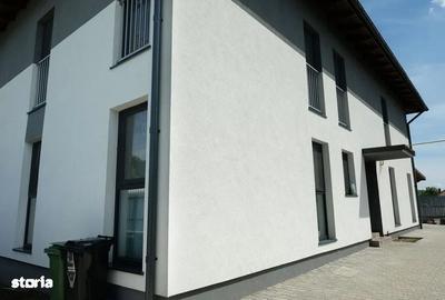 Casă cu 4 camere în Apahida