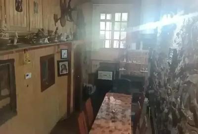 Casă cu Teren 1000 Mp în Costești