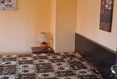 Apartament cu 3 camere decomandat în Km 4 - 9
