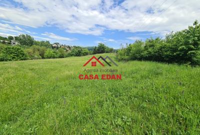 Teren intravilan de 4355 mp, în Câmpina