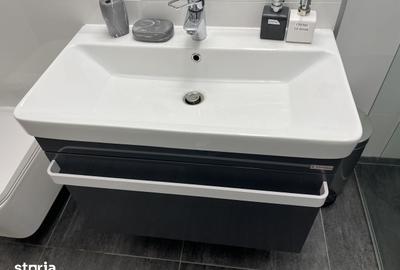 Spațiu comercial, de 69 mp, în Central - 4