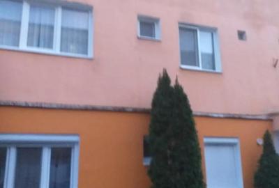 Apartament cu 2 camere decomandat în Central - 9