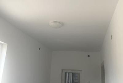 Casă cu 3 camere în Sâmbăta