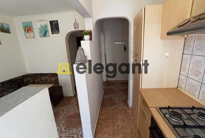 Apartament cu 3 camere semidecomandat, mobilat în Craiovița Nouă - 3