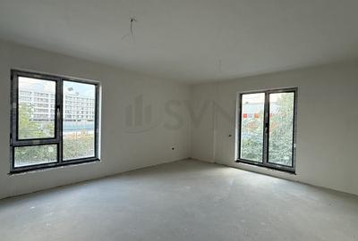 Apartament cu 3 camere decomandat în Sisești