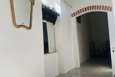 Casă cu 3 camere cu Teren 186 Mp în Complex Studențesc - 1