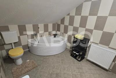 Casă cu 5 camere cu Teren 250 Mp în Central