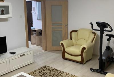 Apartament cu 3 camere decomandat, mobilat în 13 Septembrie