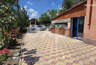 Casă individuală cu 6 camere cu Garaj în Colacu - 3