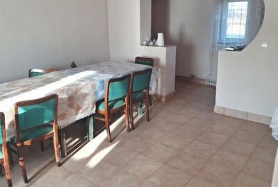 Casă cu 4 camere în Vârfurile - 8