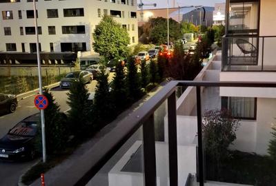 Apartament cu 2 camere semidecomandat în Central