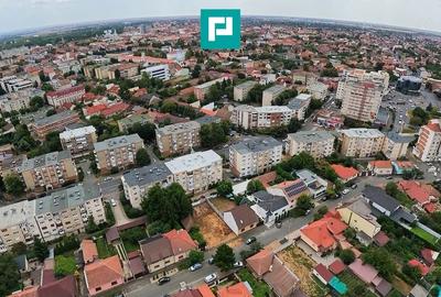 Teren de 355 mp, în Intim