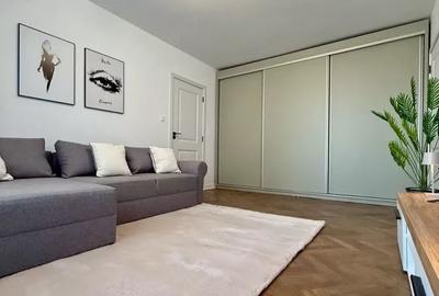 Apartament cu 2 camere semidecomandat, mobilat în City Park Mall