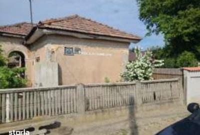 Casă cu 4 camere cu Teren 1269 Mp în Saelele - 6