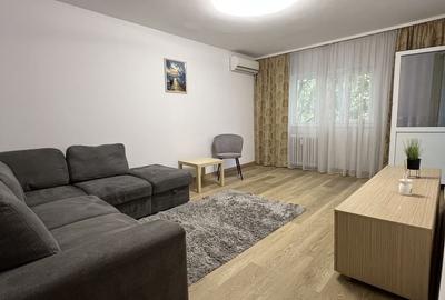 Apartament cu 2 camere decomandat în Runcu
