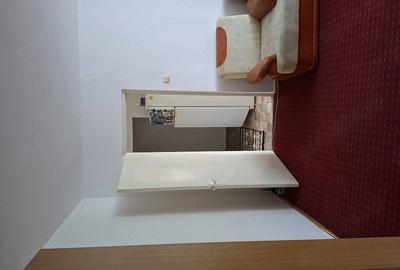 Apartament cu 2 camere semidecomandat în Florilor
