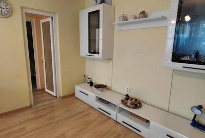 Apartament cu 3 camere semidecomandat în Țiglina 1 - 9