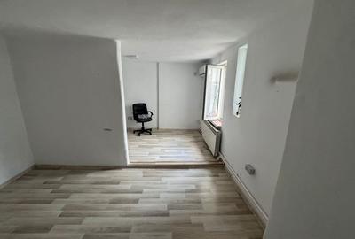 Birou, de 18 mp, în Ultracentral - 3