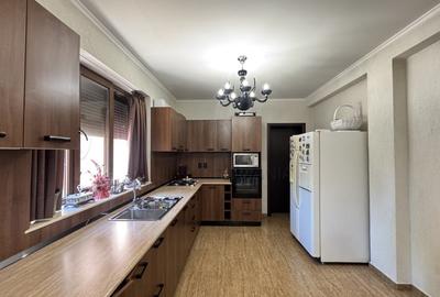 Casă individuală cu 5 camere cu Teren 700 Mp în Berceni - 4
