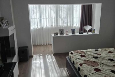 Apartament cu 3 camere decomandat în Ghermănești