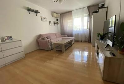 Apartament cu 3 camere decomandat, mobilat în Gorjului