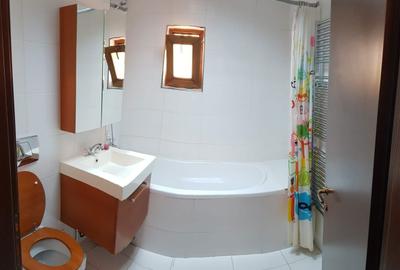 Apartament cu 2 camere decomandat în Central - 1