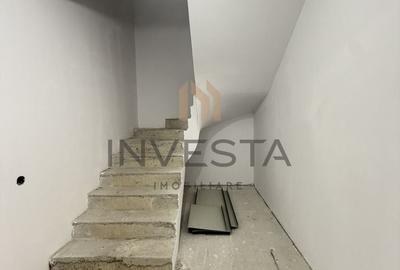 Duplex cu 5 camere cu Canalizare în Andrei Mureșanu - 4