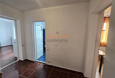 Garsonieră decomandată în Plopilor - 4