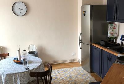 Apartament cu 3 camere decomandat în Ultracentral