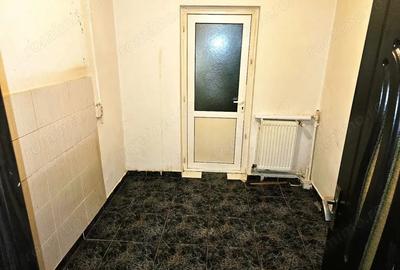 Apartament cu 3 camere decomandat în Micro 20 - 6