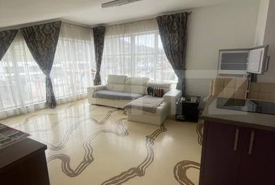 Apartament cu 2 camere semidecomandat, mobilat în Exterior Est