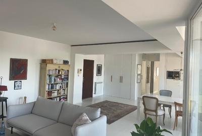 Apartament cu 4 camere decomandat în Central - 4